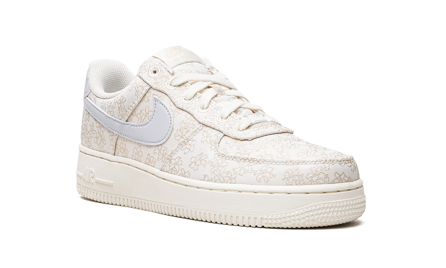 Nike AIR FORCE 1 '07 SE JACQ WMNS Flower Embroidery DR6402 900