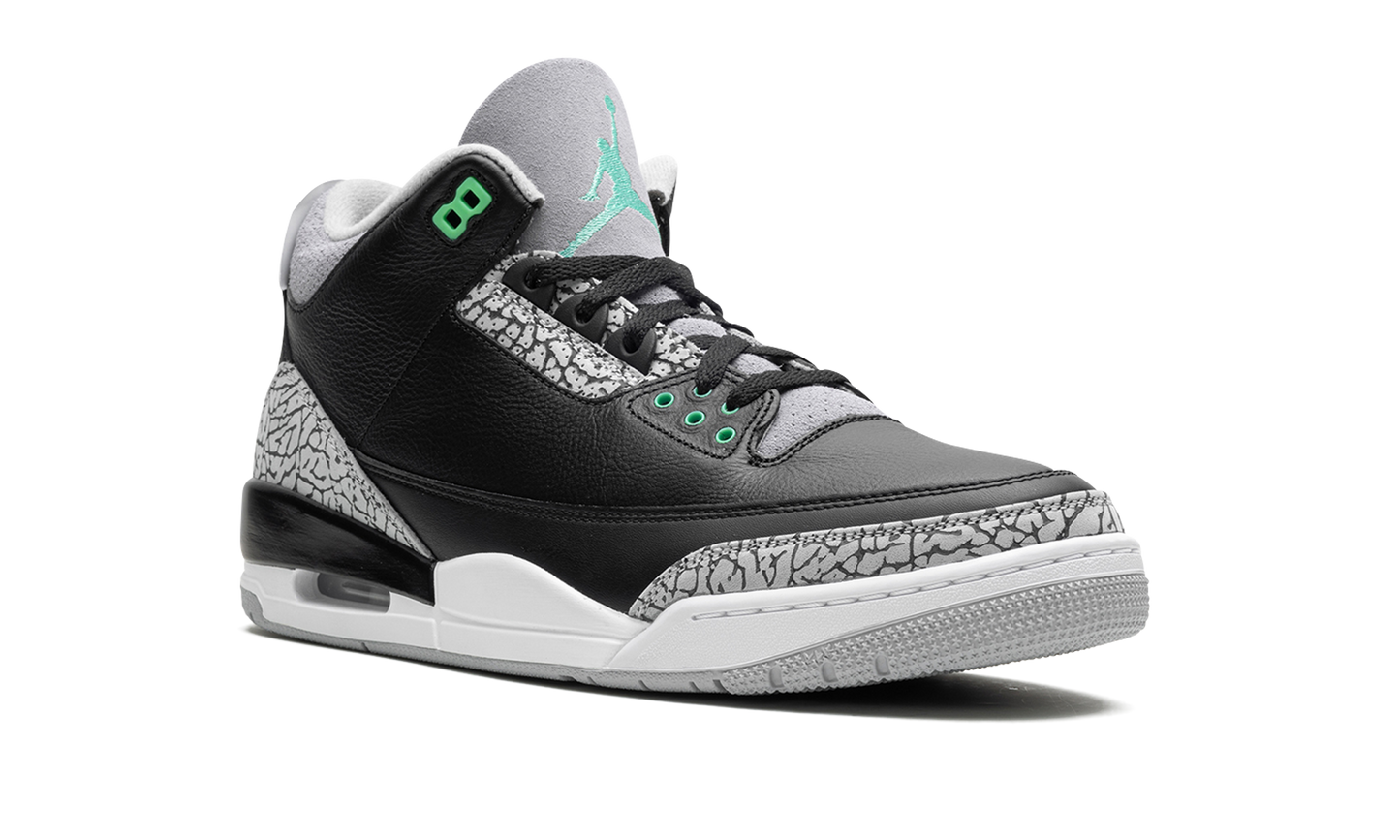 Air Jordan 3 Retro Green Glow CT8532 031