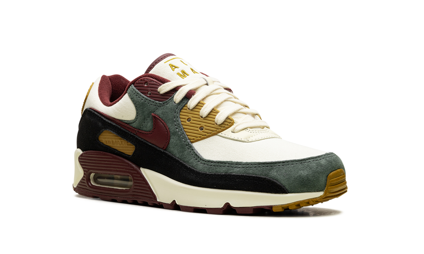 Nike AIR MAX 90 PRM "Coconut Milk / Green / Bronze" HQ3609 113