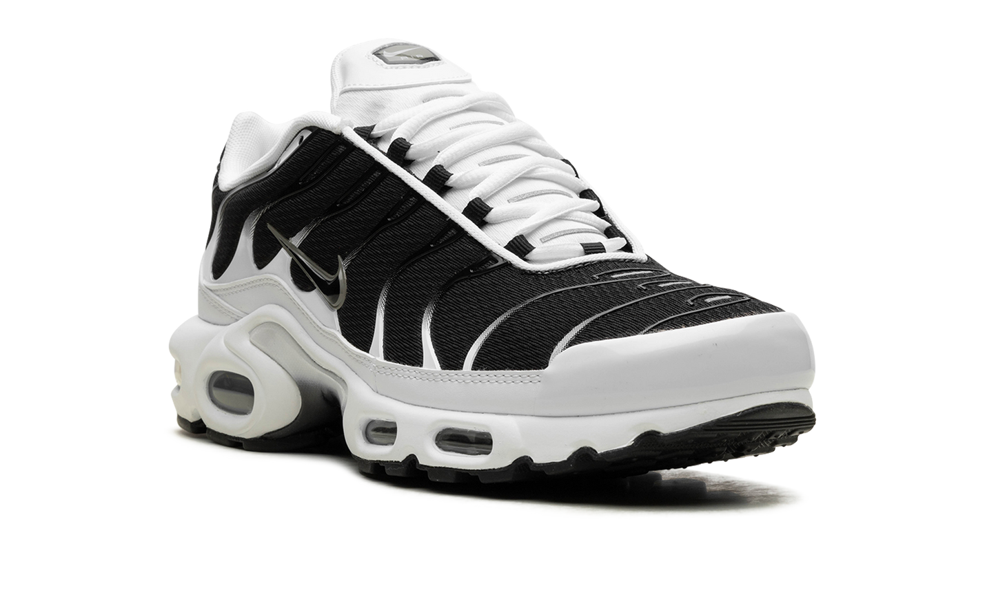 Nike Air Max Plus "Black / White" CT1094 102