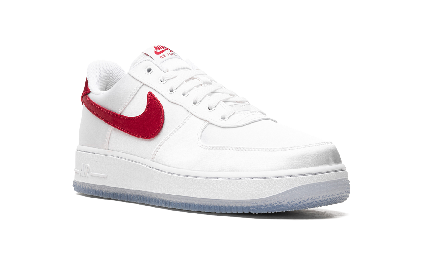 Nike AIR FORCE 1 LO '07 WMNS Satin White Varsity Red DX6541 100