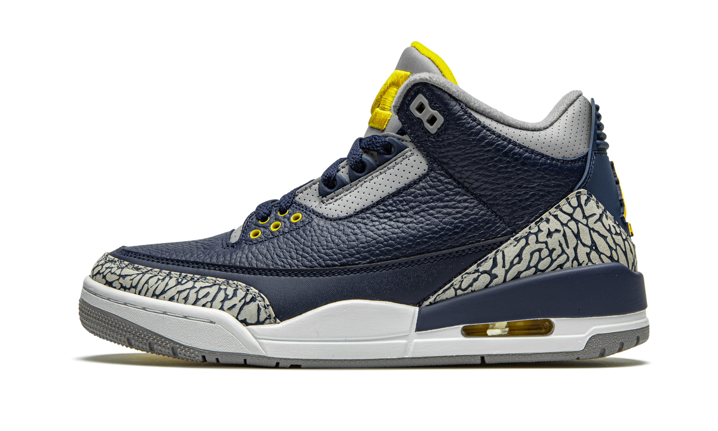 Air Jordan 3 Retro PE Michigan AJ3 820064