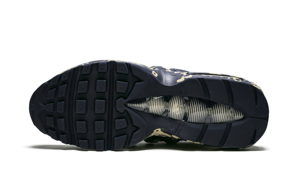 Nike Air Max 95 / C.E. "Cav Empt" AV0765 400