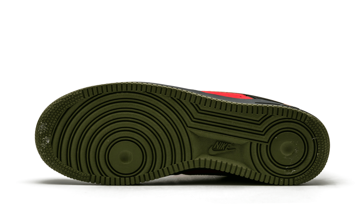 Nike Air Force 1 "Chamber of Fear" 306033 071