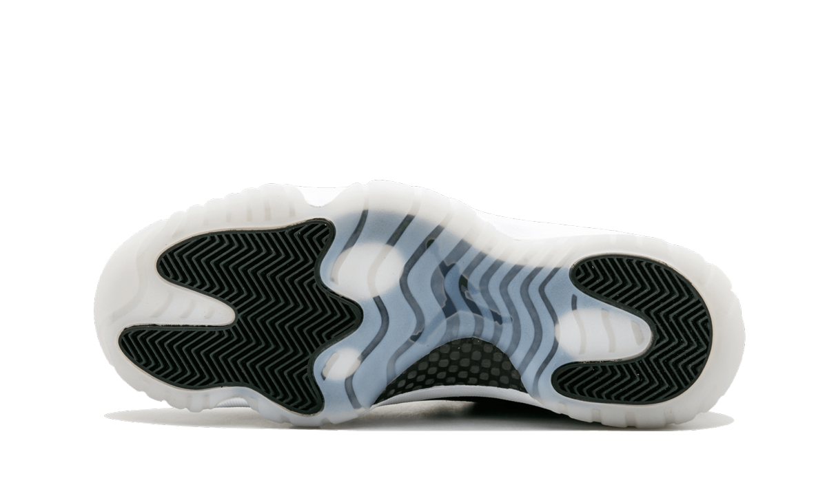 Air Jordan 11 Retro Low Barons 528895 010