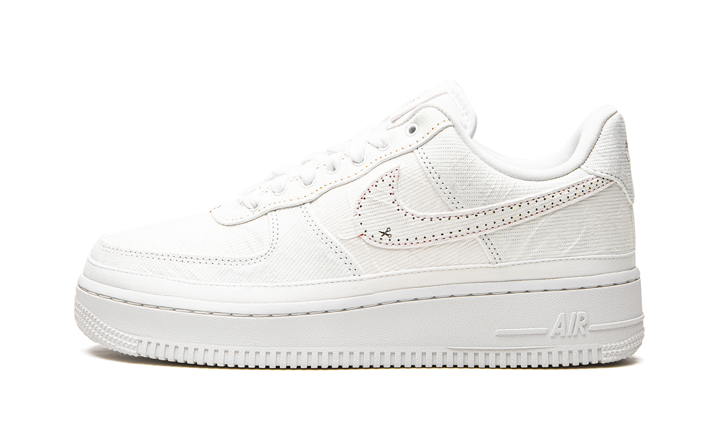 Nike AIR FORCE 1 LO LX WMNS Reveal CJ1650 101