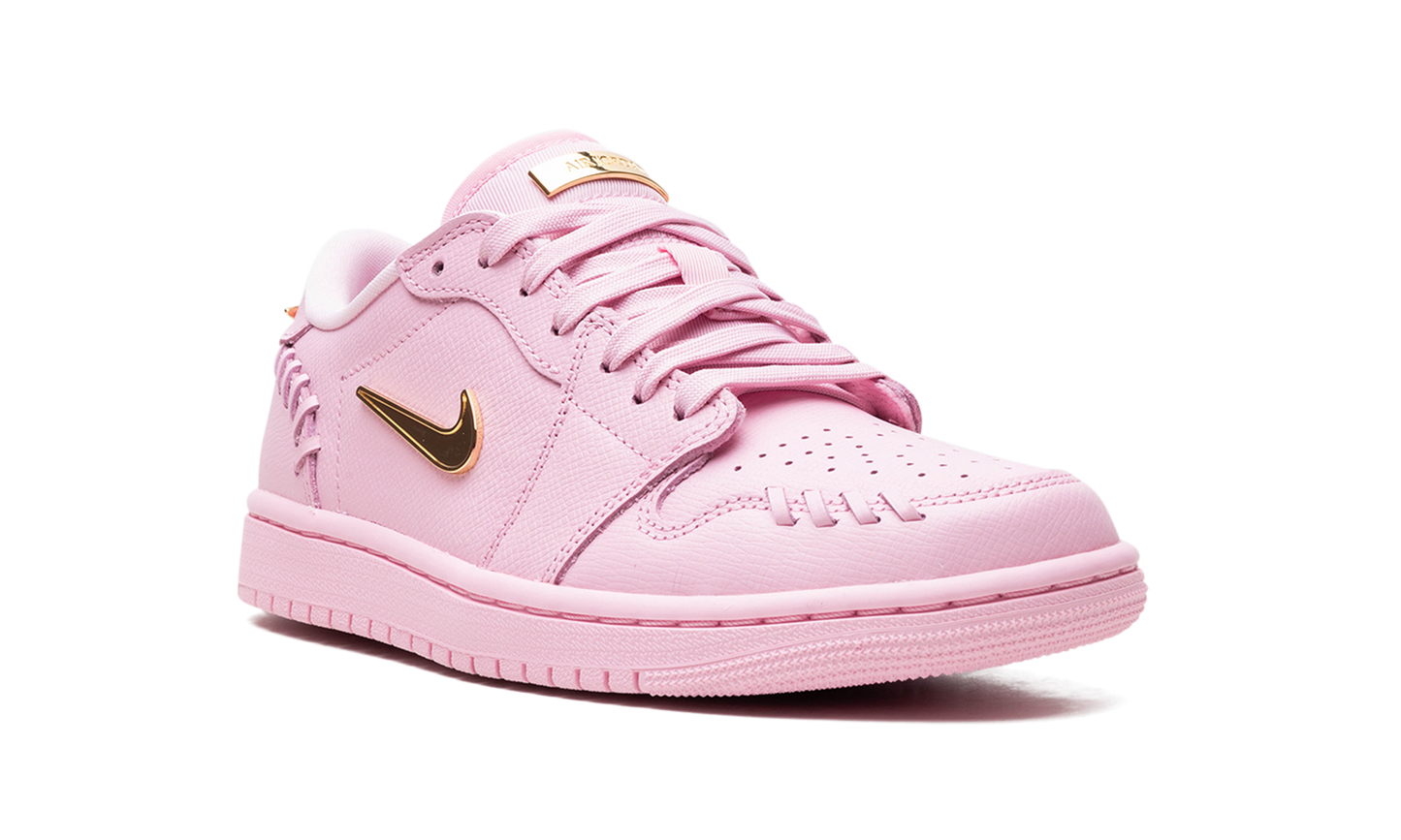 AIR JORDAN 1 LOW WMNS Method of Make Perfect Pink FN5032 600