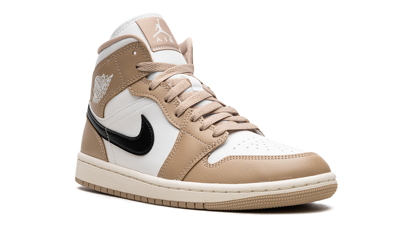 AIR JORDAN 1 MID WMNS Desert BQ6472 103