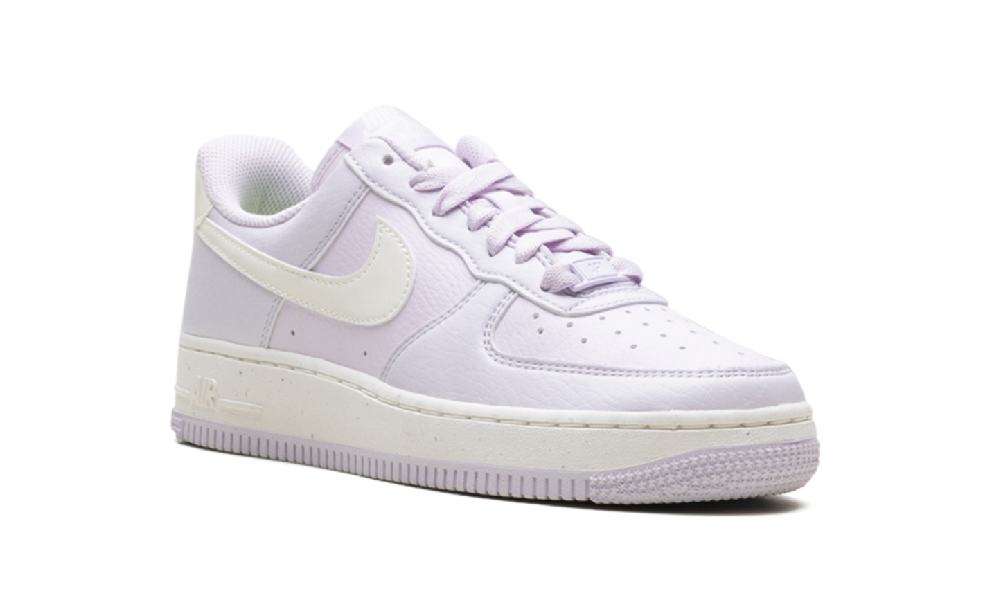 Nike AIR FORCE 1 '07 NEXT NATURE WMNS Barely Grape DV3808 500