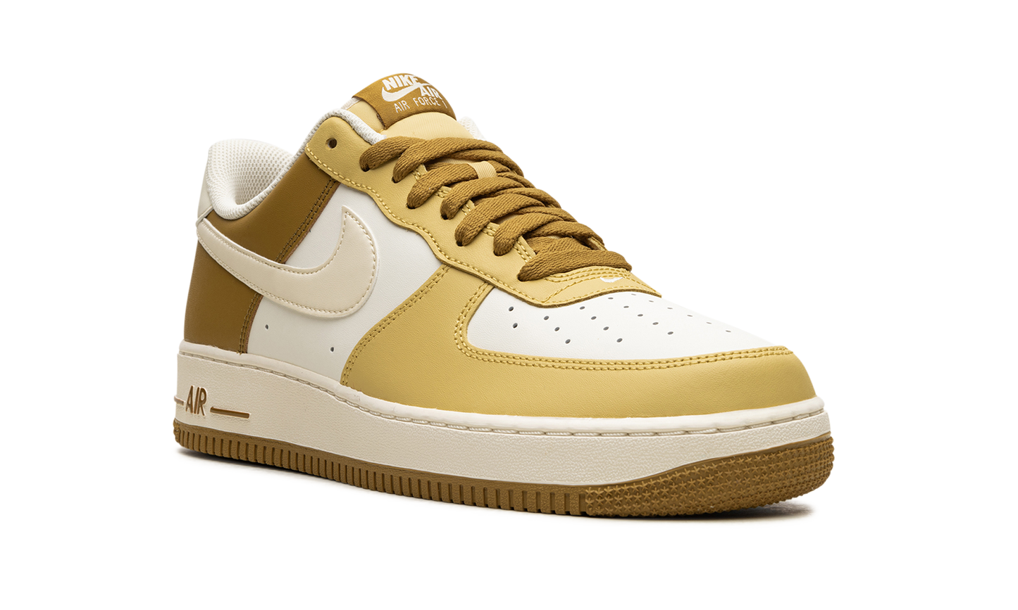 Nike Air Force 1 "Bronzine" FZ4034 716