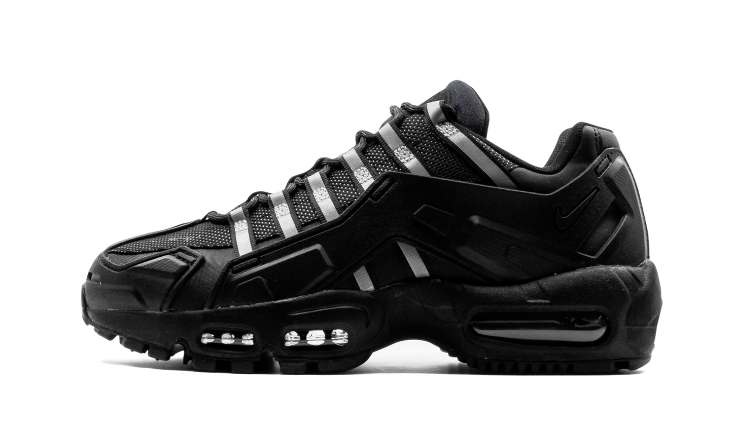 Nike Air Max 95 NDSTRKT "Black / Reflective" CZ3591 001