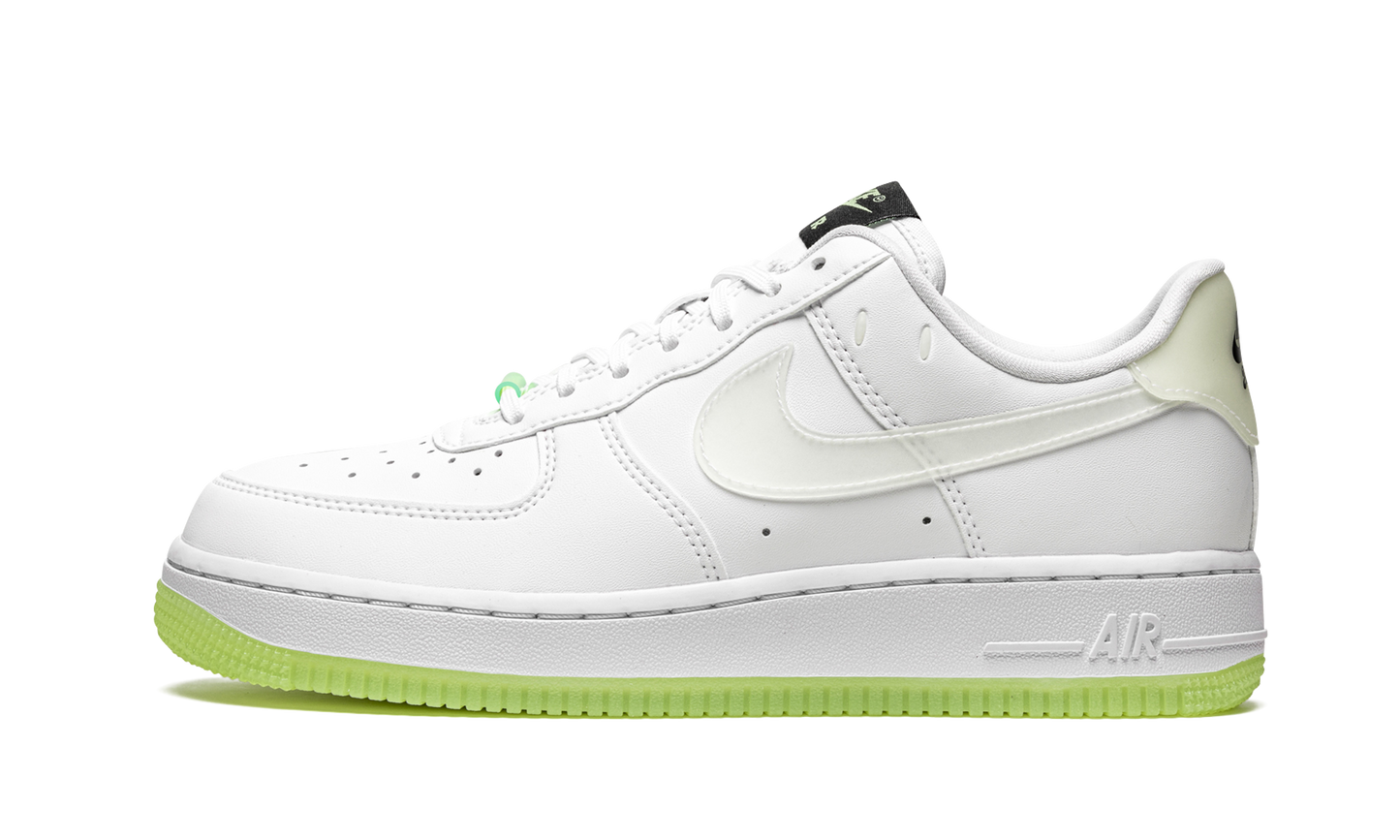 Nike AIR FORCE 1 LO '07 WMNS Have A Nike Day CT3228 100