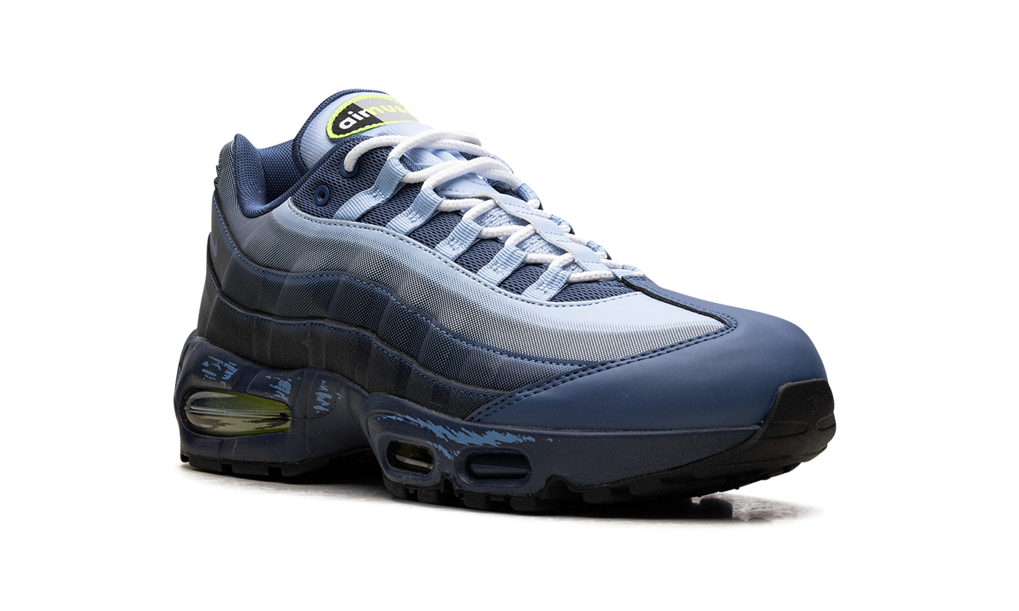 Nike Air Max Muscle 95 "Yu-Gi-Oh! - Joey - Promo Card Included" II7404 400 PC
