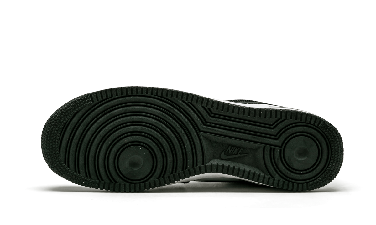 Nike Air Force 1 Premium "WHITE / BLACK" 309096 101