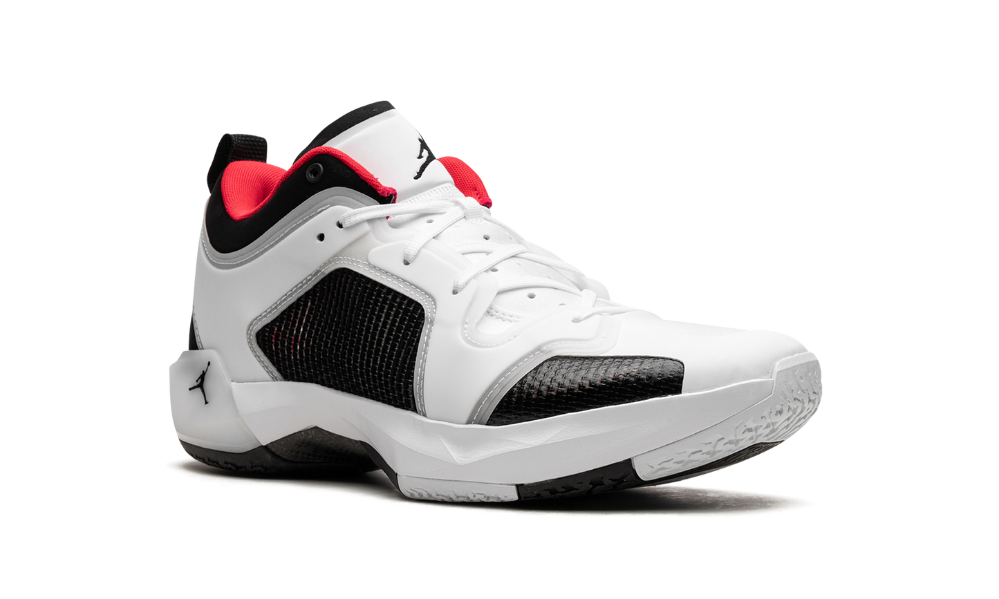 Air Jordan 37 Low Siren Red DQ4122 100