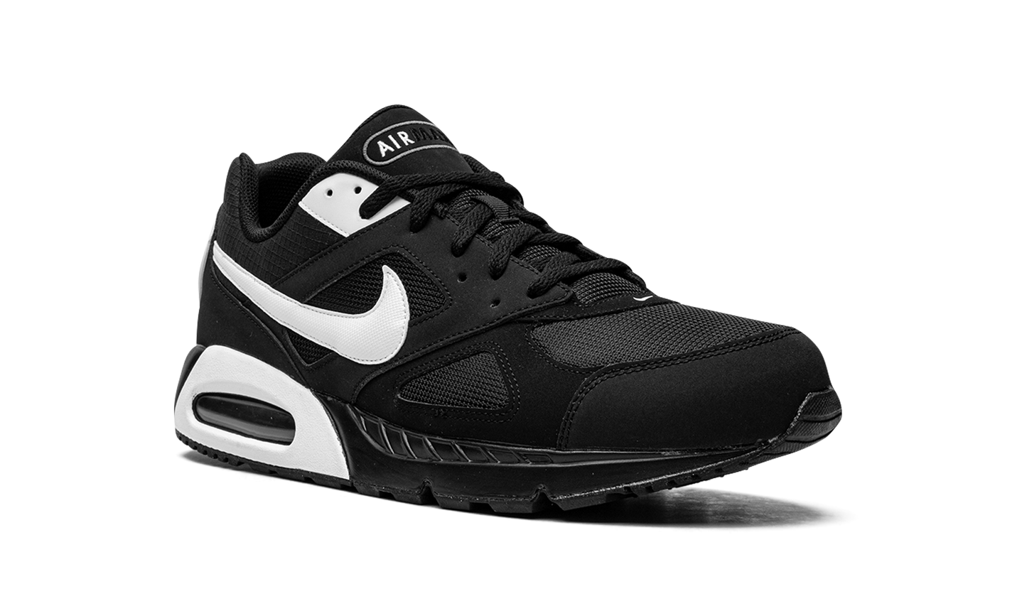 Nike Air Max IVO 580518 011
