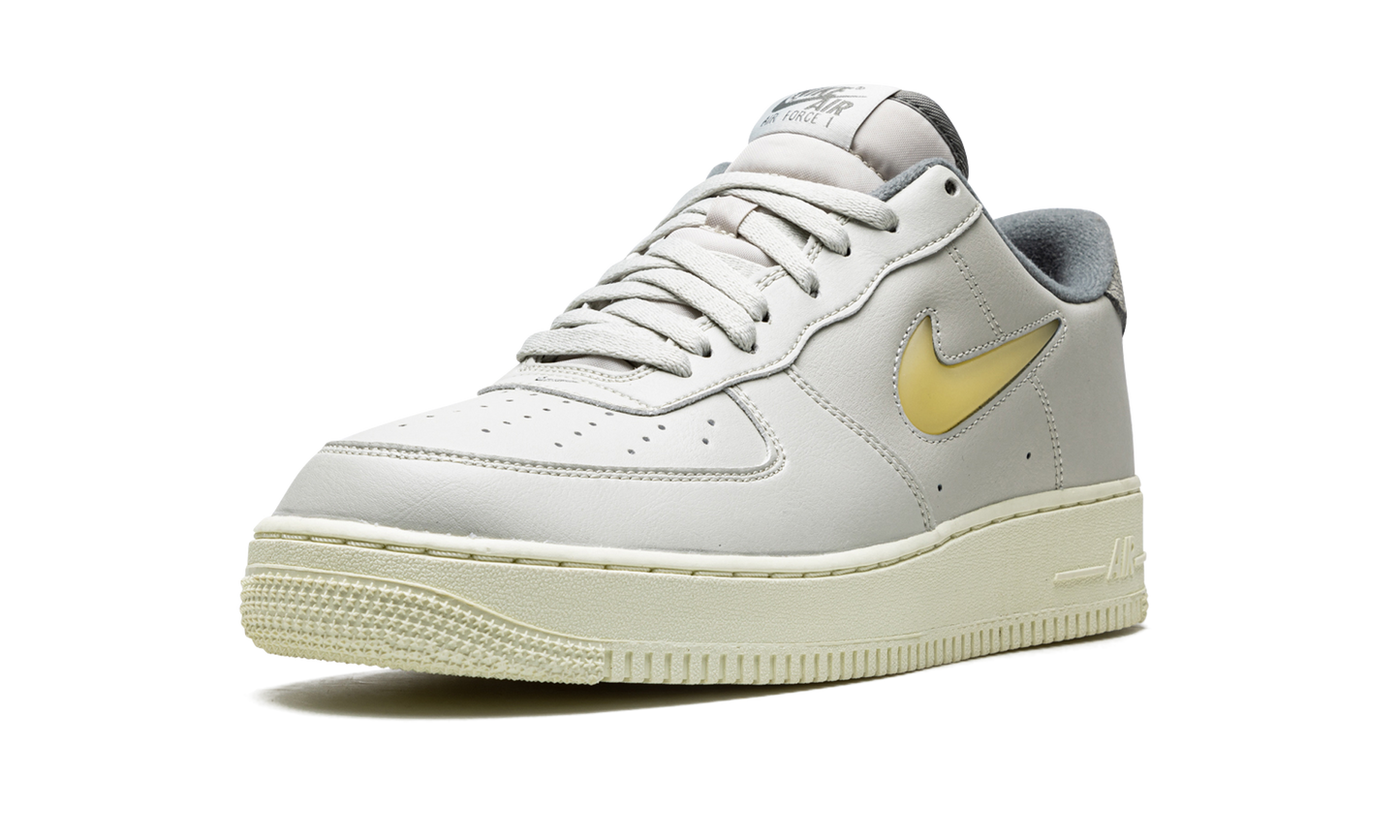 Nike Air Force 1 '07 LX DC8894 001