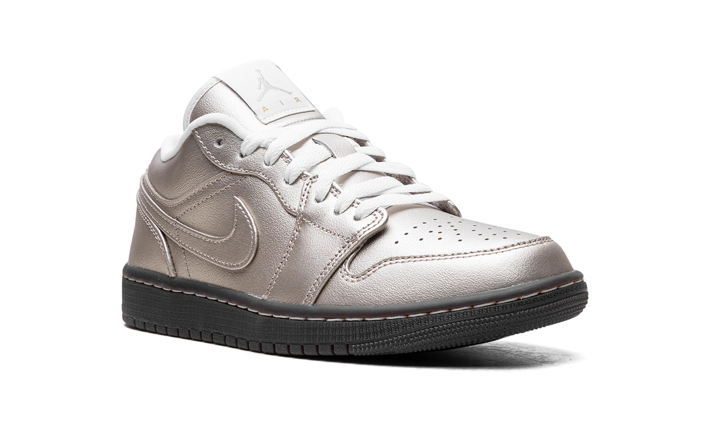Air Jordan 1 Low SE WMNS Metallic Zinc HQ3529 099