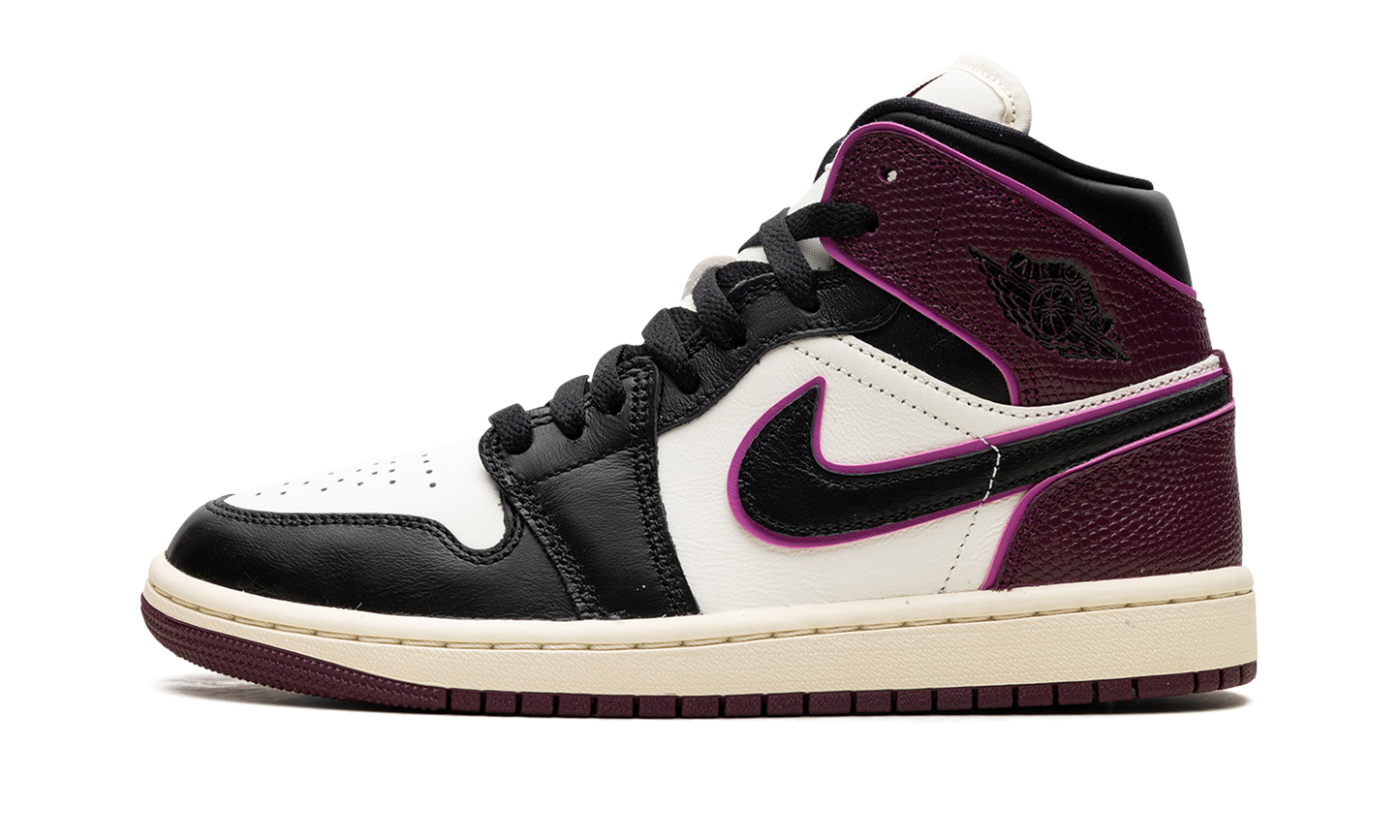 Air Jordan 1 Bordeaux FQ7818 101