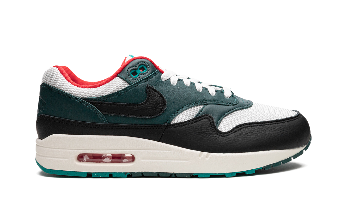 Nike Air Max 1 "LeBron James x Liverpool" FB8914 100