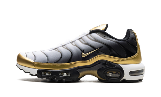 Nike Air Max Plus "Footlocker - 50th Anniversary" HM0352 100