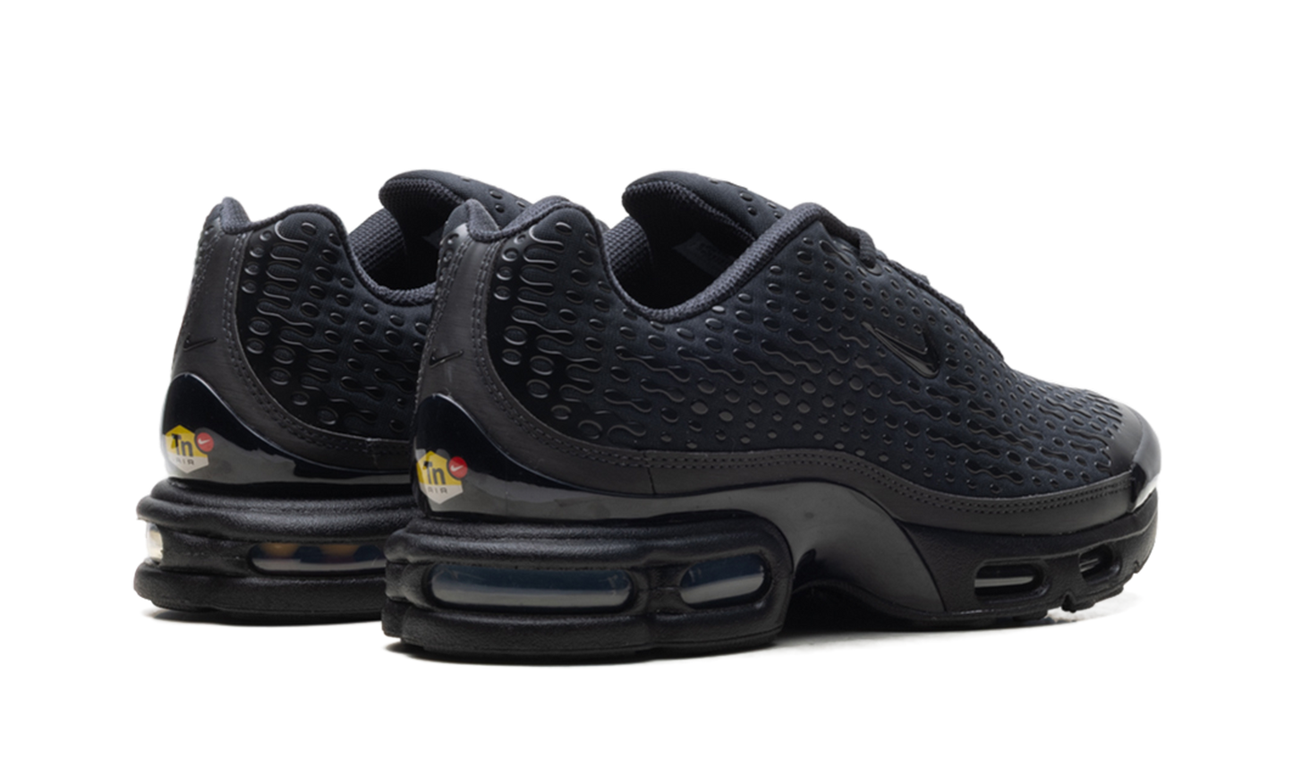 Nike Air Max Plus 7 "Black / Anthracite" HQ2197 001