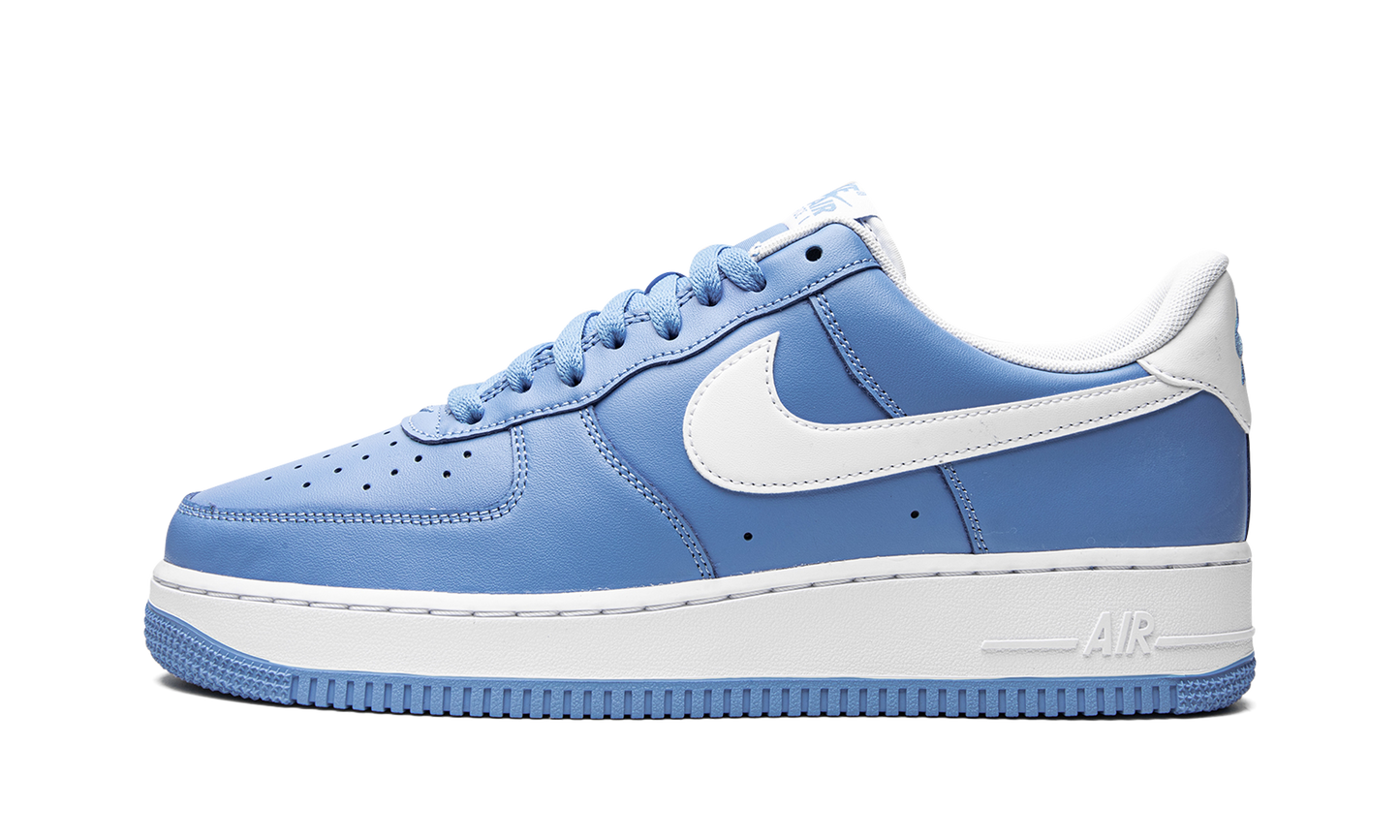 Nike AIR FORCE 1 '07 "UNC" DC2911 400