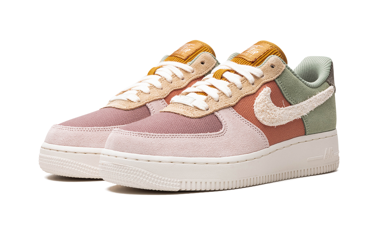 Nike AIR FORCE 1 WMNS Oil Green FZ3782 386