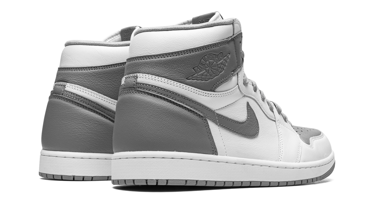 Air Jordan 1 High OG Stealth 555088 037