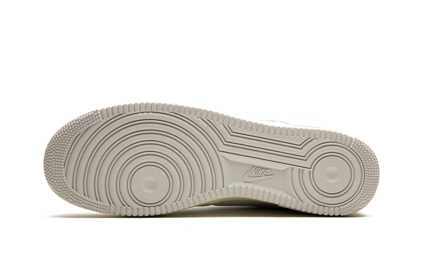 Nike Air Force 1 '07 PRM "1-800" CJ1631 100