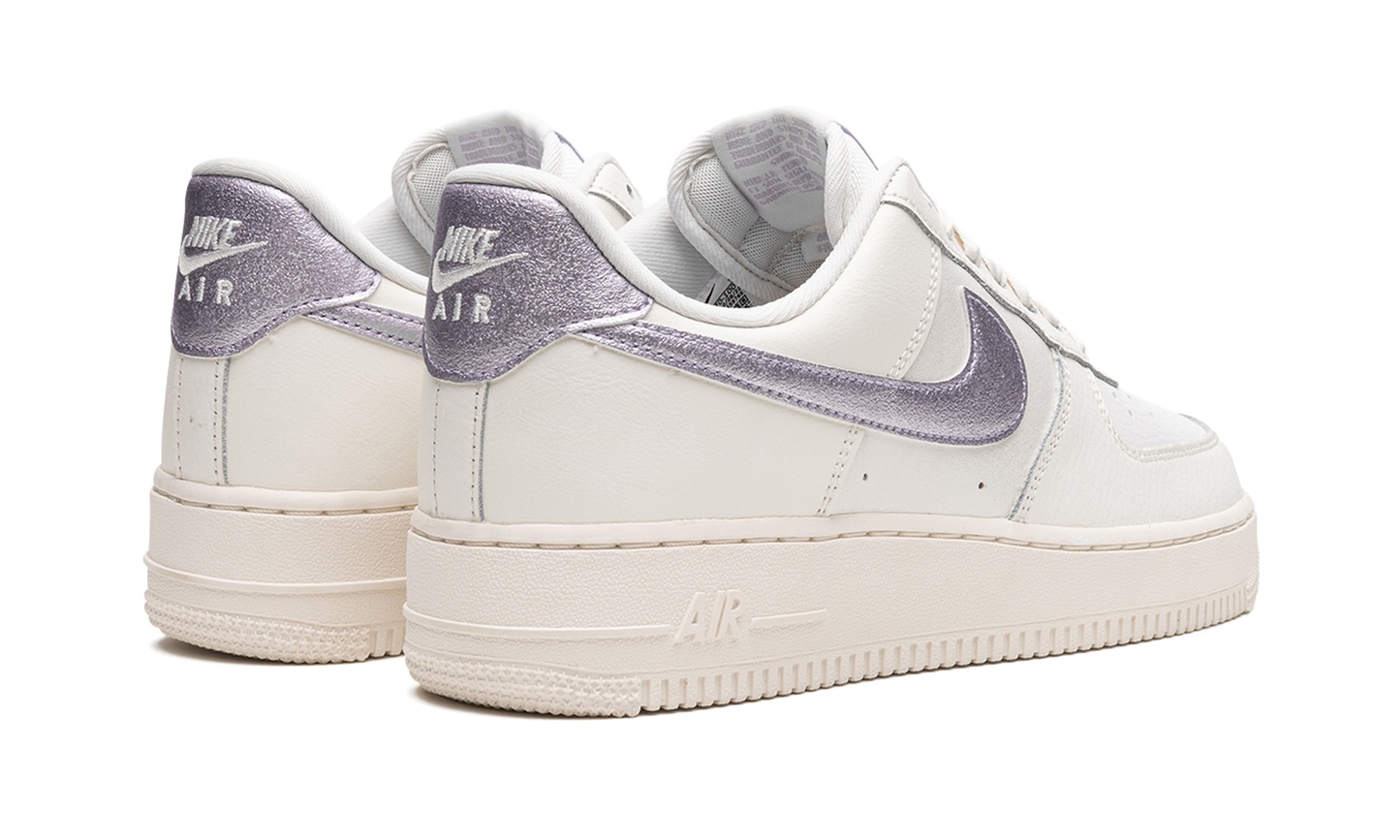 Nike AIR FORCE 1 MNS WMNS Metallic Purple DV7470 100