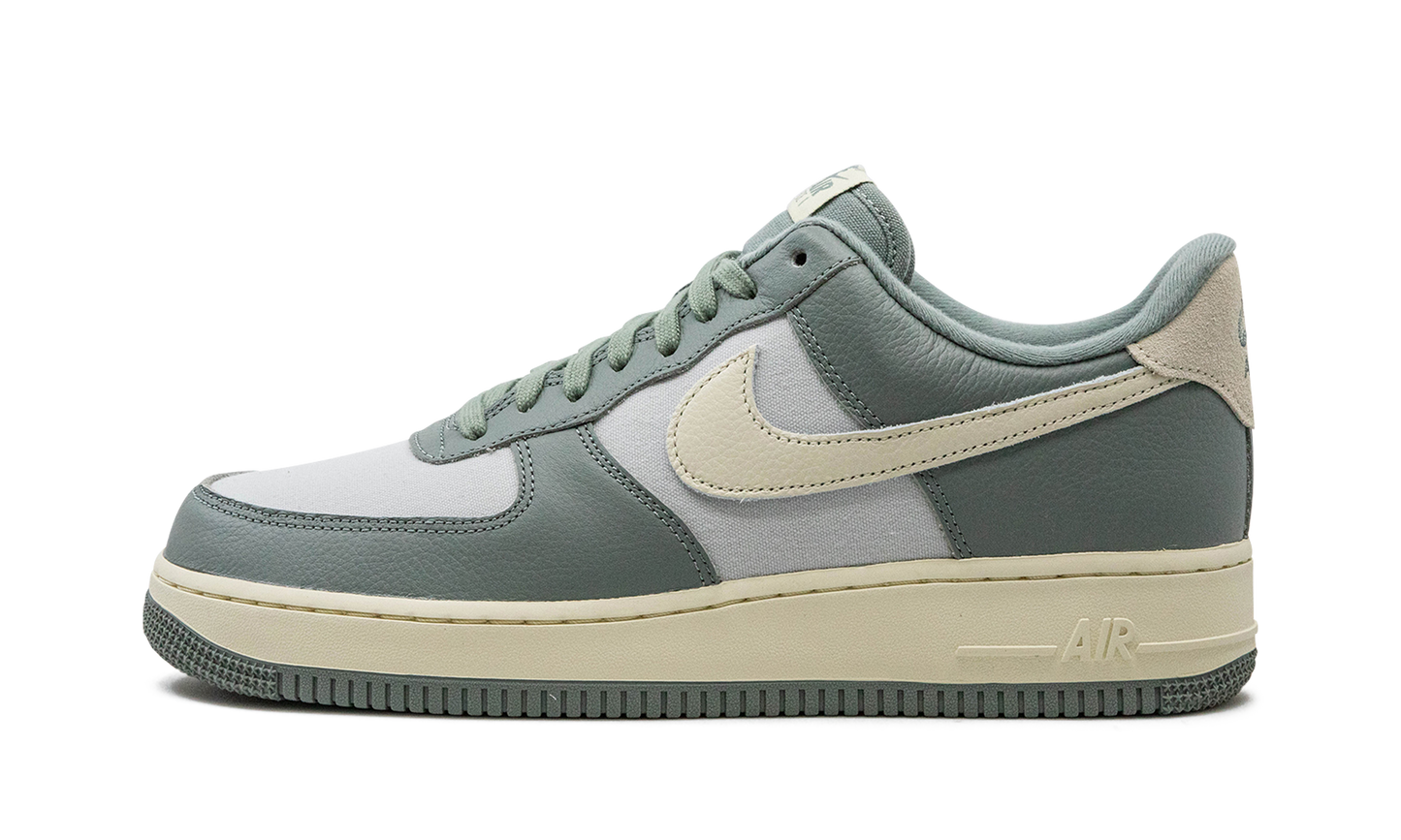 Nike Air Force 1 Low LX "Mica Green" DV7186 300