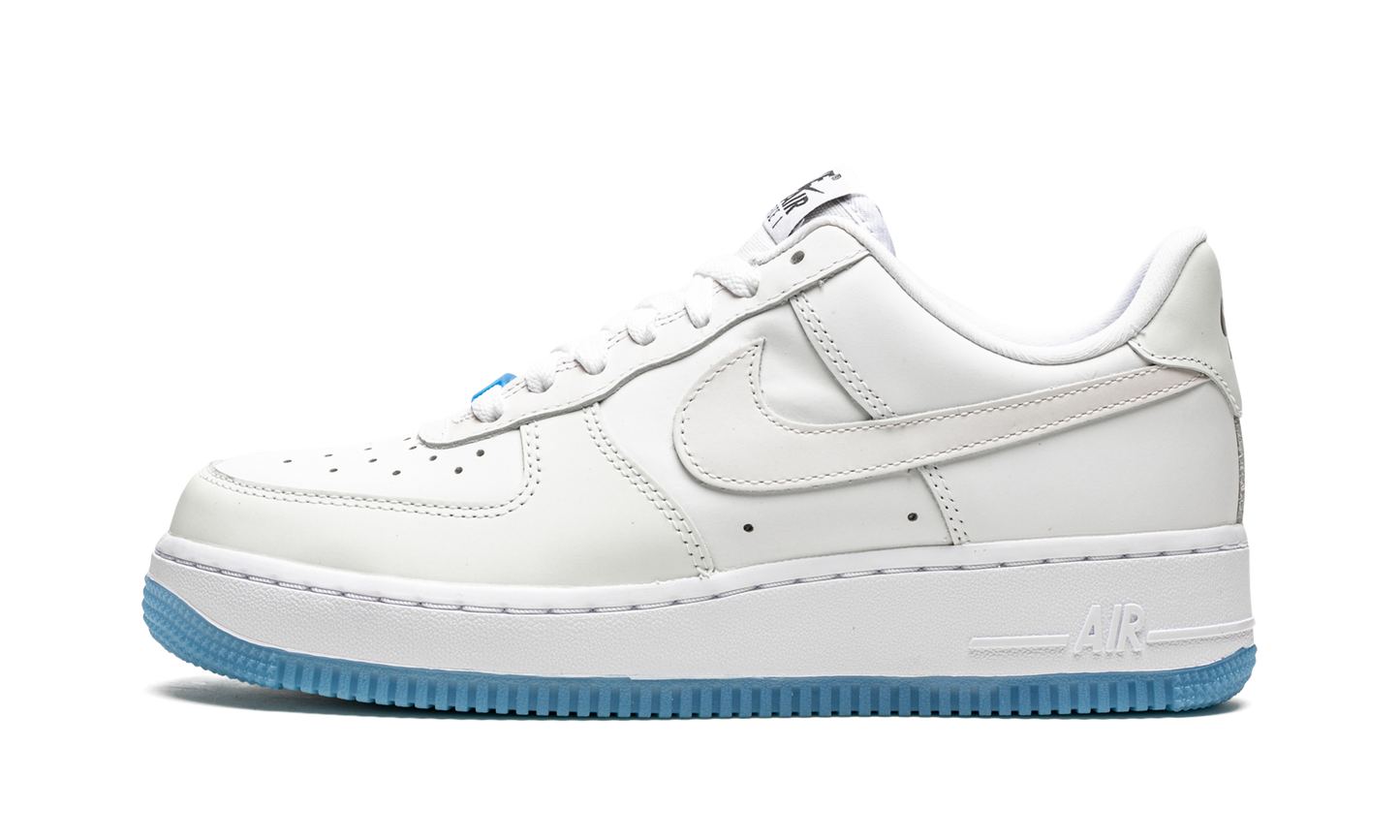 Nike AIR FORCE 1 LO LX MNS WMNS UV Reactive DA8301 100