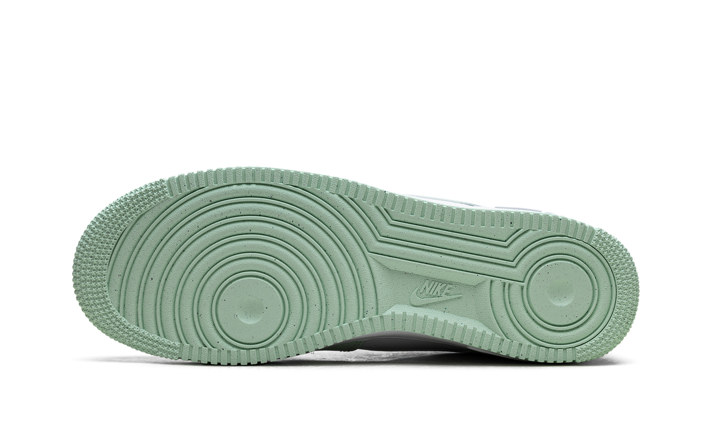 Nike AIR FORCE 1 "Mint Foam" FZ4123 394