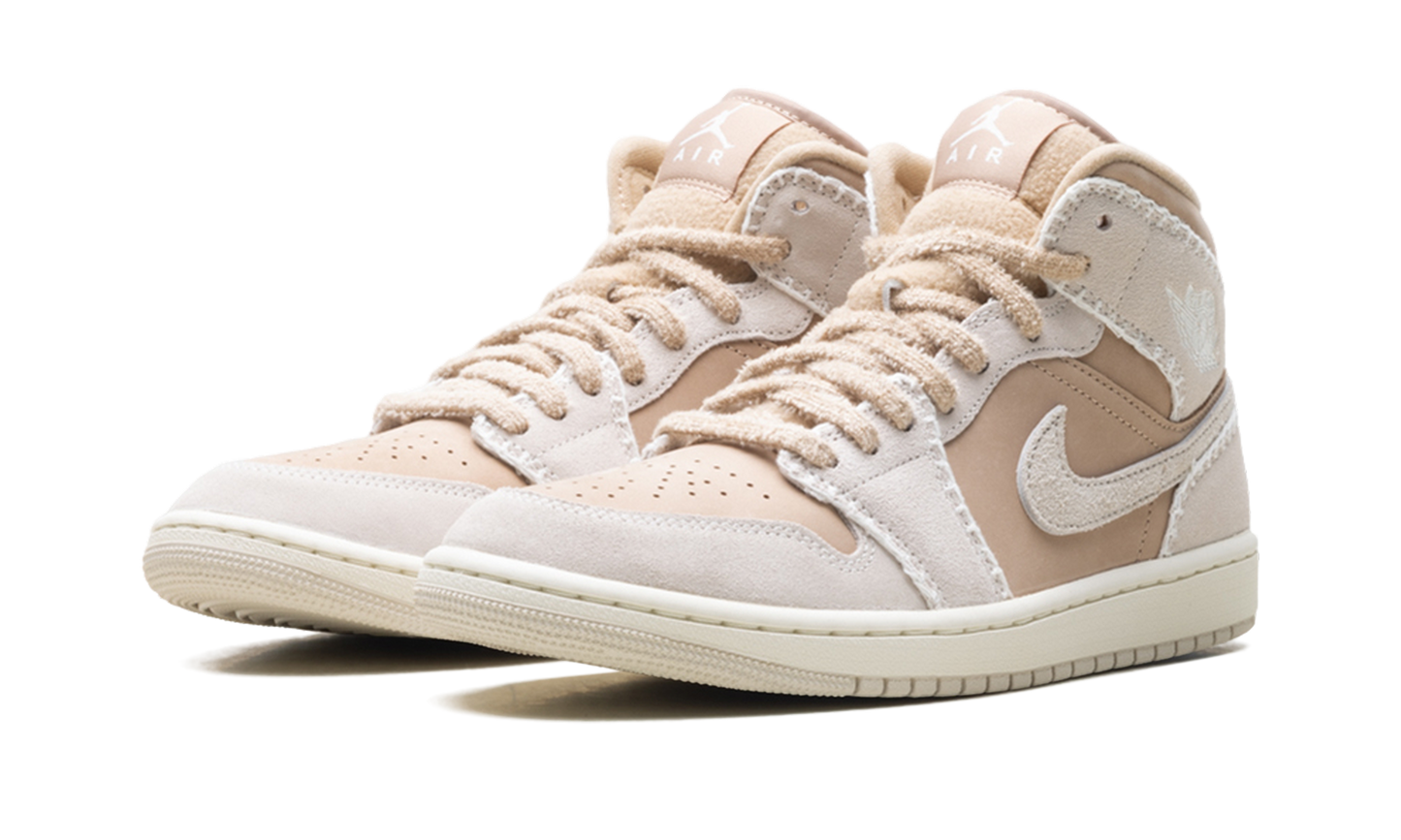 Air Jordan 1 Mid SE Wmns Cozy Girl HV4269 200