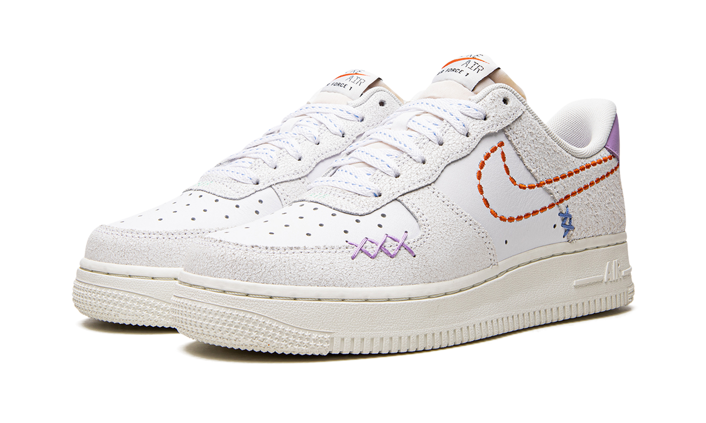 Nike AIR FORCE 1 '07 SE MNS WMNS Nike 101 DX2348 100