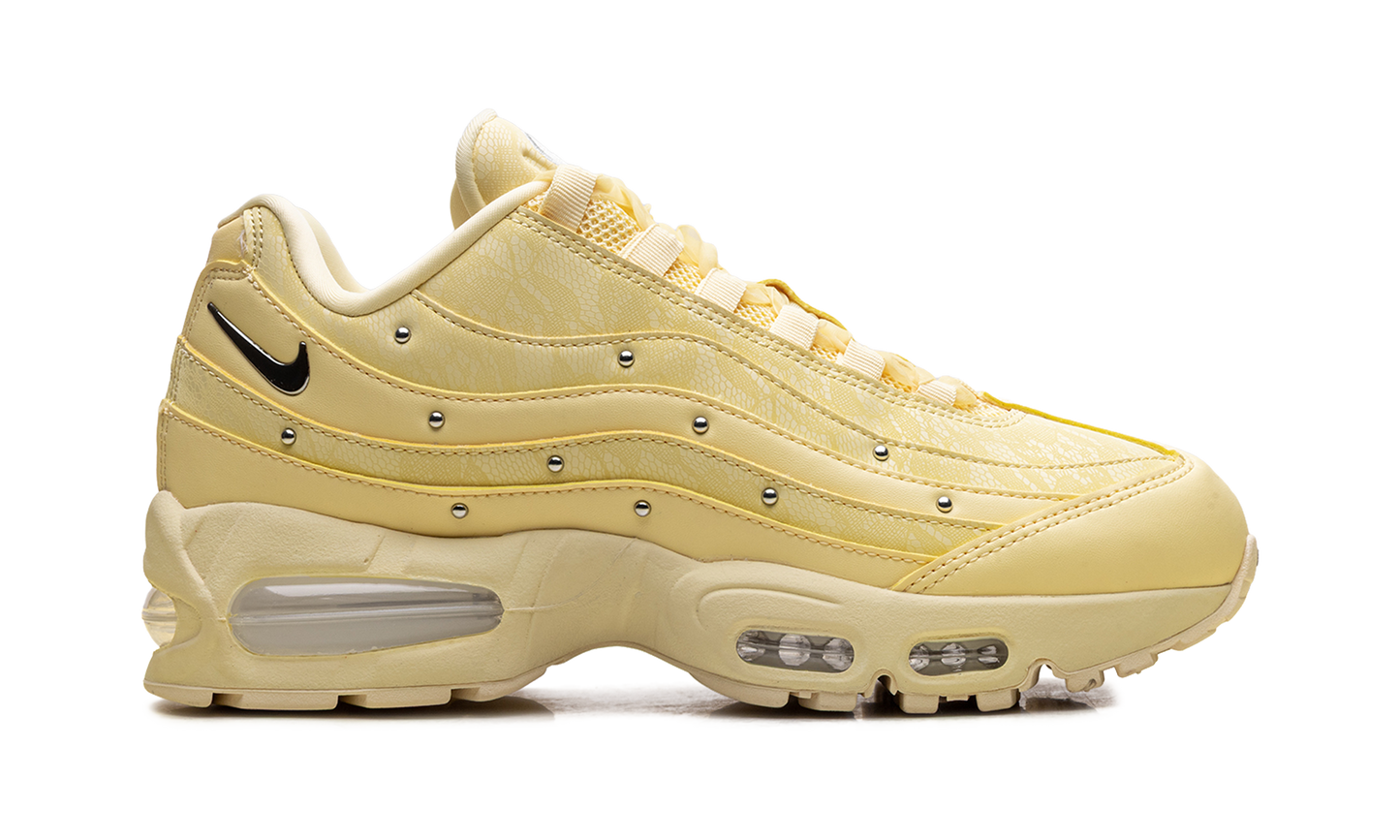 Nike Air Max 95 WMNS "Soft Yellow Silver Studded" IQ3444 722