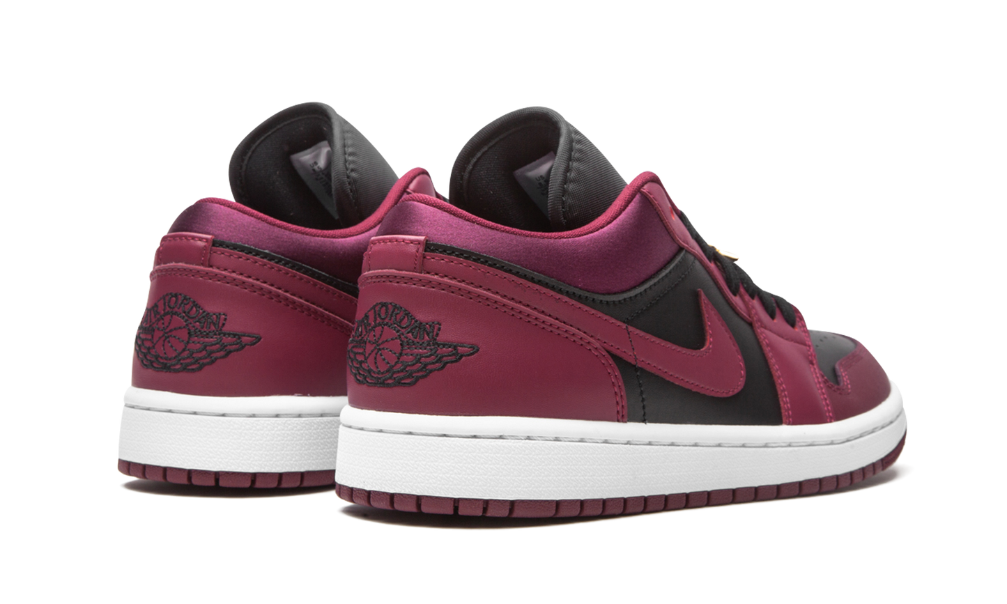 AIR JORDAN 1 LO SE WMNS Beetroot DB6491 600