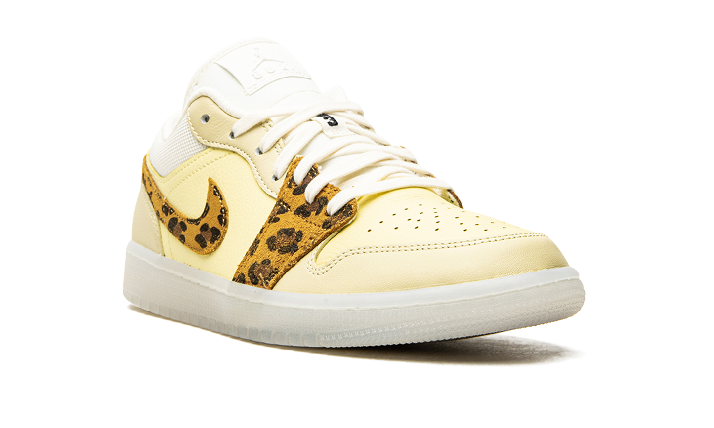 AIR JORDAN 1 LO WMNS SNKRS Day DN6998 700
