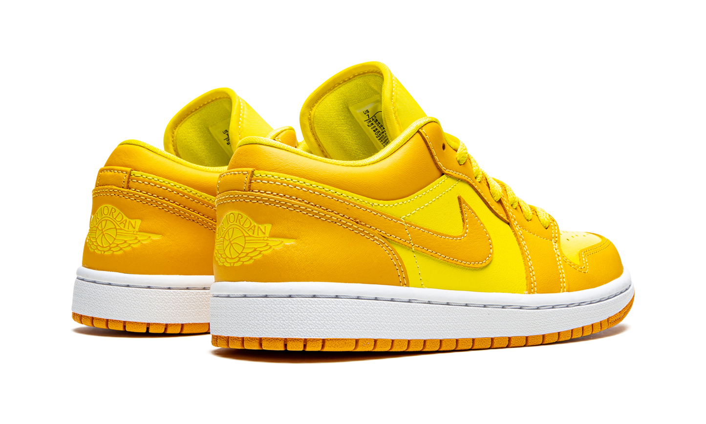AIR JORDAN 1 LO WMNS Yellow Strike DC0774 700