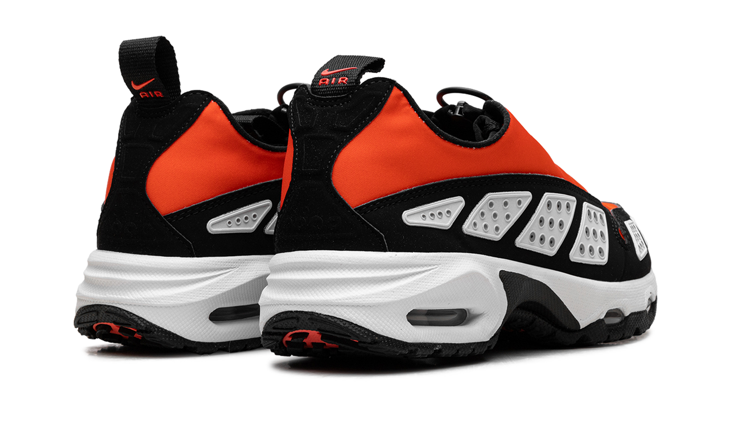 Nike Air Max Sunder WMNS "Bright Crimson" HJ8080 600