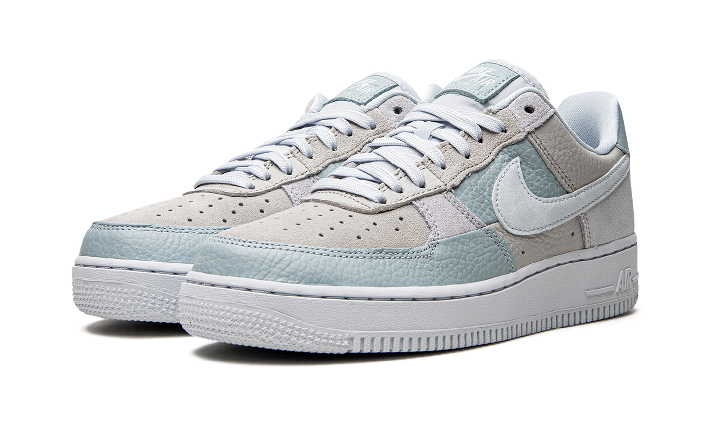 Nike AIR FORCE 1 LO WMNS NH1 Be Kind DR3100 001