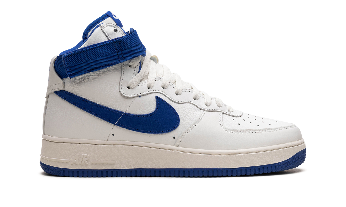 Nike Air Force 1 Hi Retro QS 743546 103