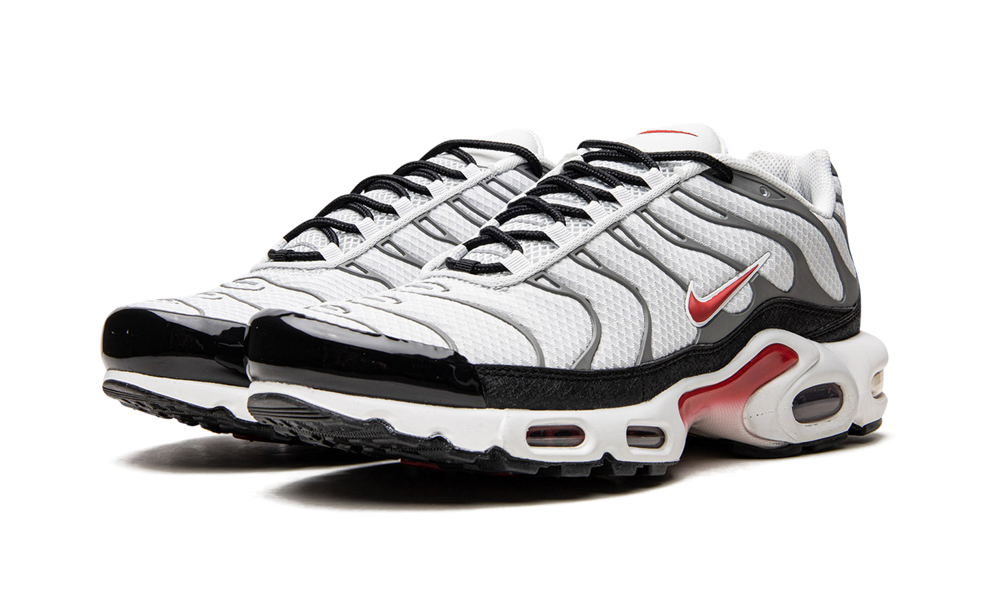 Nike Air Max Plus "Photon Dust / Varsity Red" DM0032 002
