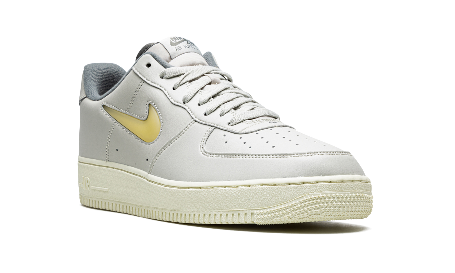 Nike Air Force 1 '07 LX DC8894 001