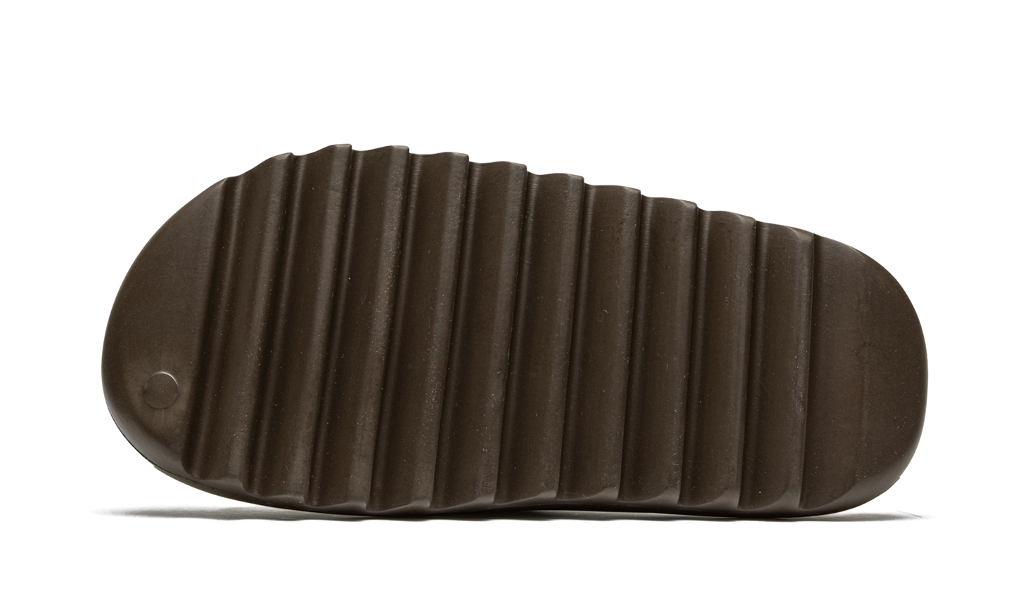 Yeezy Slide "Soot 2021" GX6141