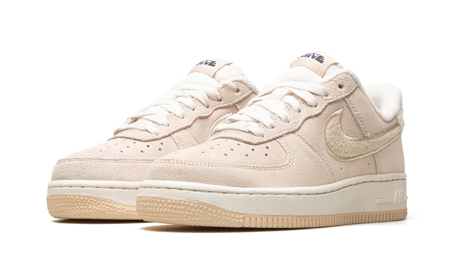 Nike AIR FORCE 1 '07 SE MNS WMNS Phantom / Sanddrift Fleece DQ7583 001