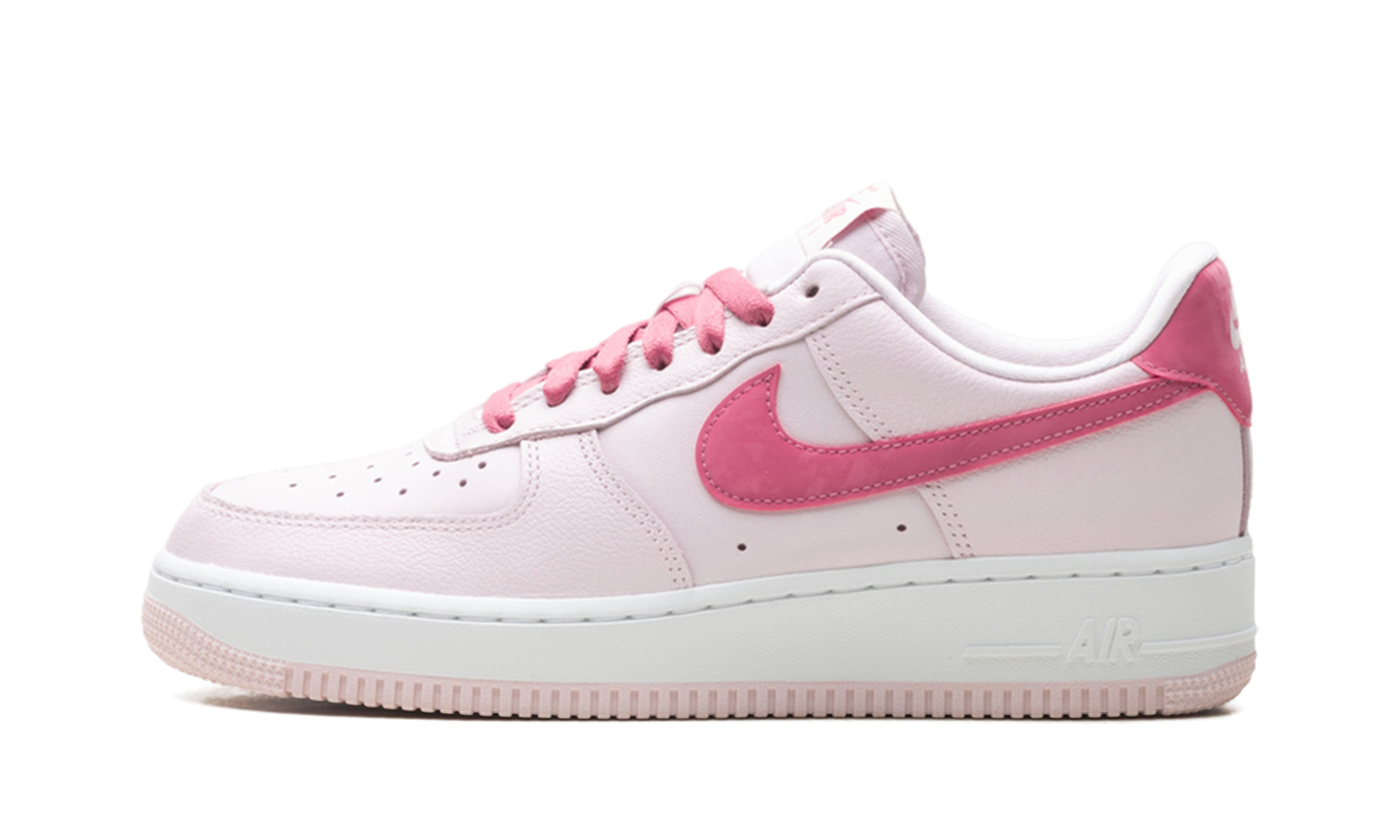 Nike Air Force 1 Low WMNS Valentine's Day (2026) IO8755 600