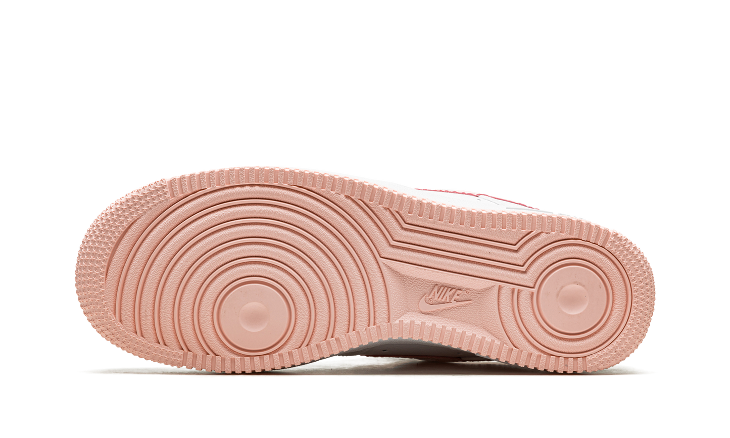 Nike AIR FORCE 1 LO MNS WMNS Valentine's Day 2022 DQ9320 100
