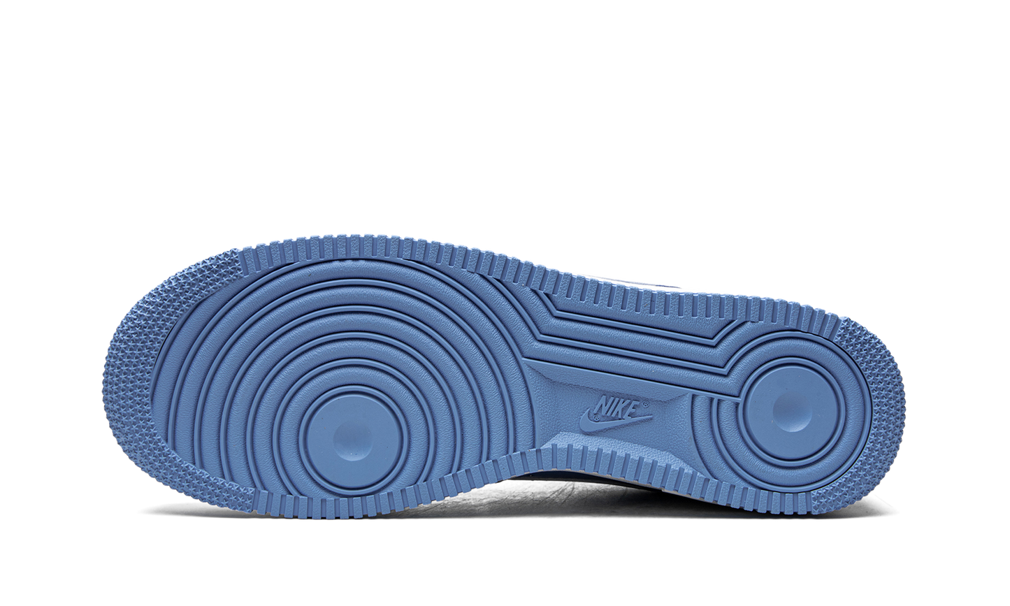 Nike AIR FORCE 1 '07 "UNC" DC2911 400